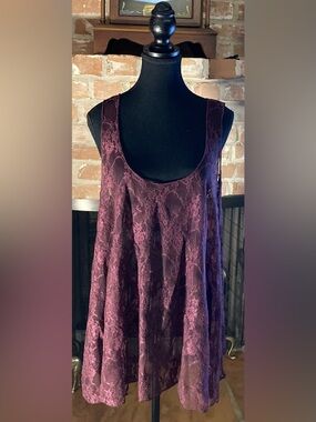 Forever 21 Plum Lace Overlay Camisole